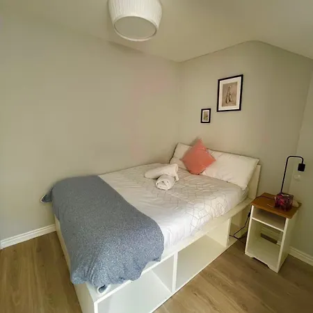 Apartment Fantastic Centre Location - Sleeps 5